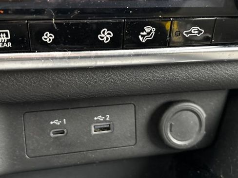 Certified 2023 Nissan Rogue SV image 16