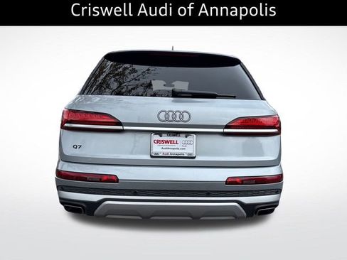 Certified 2025 Audi Q7 3.0T Premium w/ Convenience Package image 5