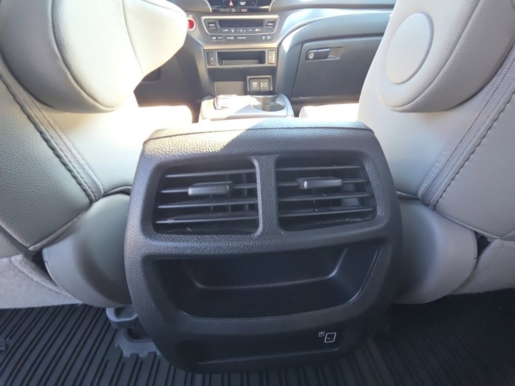 Used 2022 Honda Passport EX-L image 18