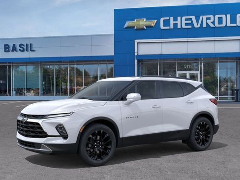 New 2026 Chevrolet Blazer LT w/ LPO, Black Sport Package AWD/4WD image 2
