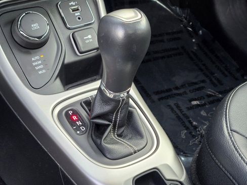 Used 2021 Jeep Compass 80th Special Edition w/ Sun and Sound Group image 28