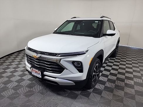New 2026 Chevrolet TrailBlazer LT w/ Convenience Package image 4