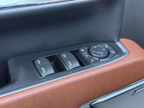 Certified 2024 GMC Sierra 2500 Denali Ultimate w/ Max Trailering Package image 9