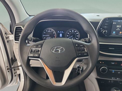 Used 2020 Hyundai Tucson SE image 10