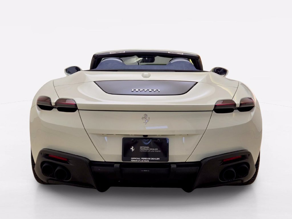 Used 2024 Ferrari Roma Spider RWD image 10