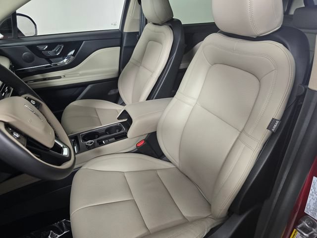 New 2025 Lincoln Corsair Grand Touring AWD/4WD image 24