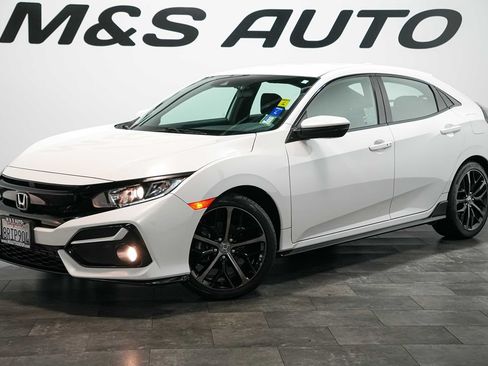 Used 2020 Honda Civic Sport image 2