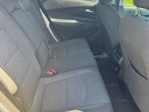 Used 2019 Chevrolet Equinox LT w/ Driver Convenience Package FWD image 13