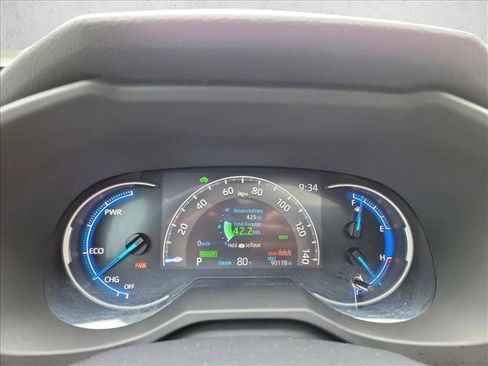 Used 2024 Toyota RAV4 XLE Premium AWD/4WD image 17