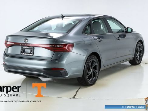 Used 2025 Volkswagen Jetta SE w/ Sunroof Package FWD image 46