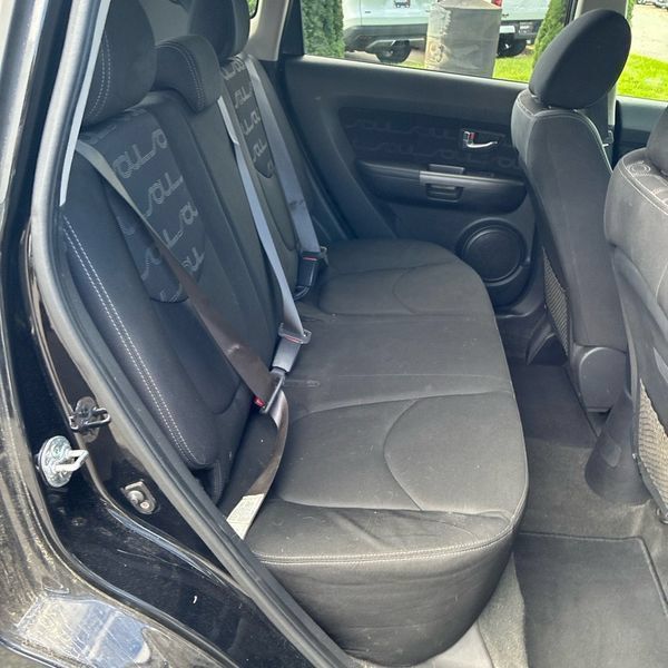 Used 2012 Kia Soul + FWD image 22