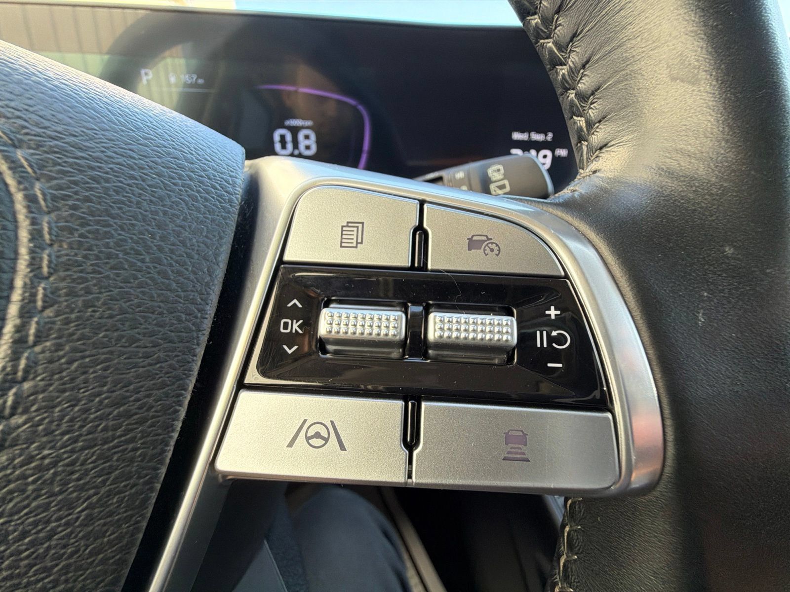 Used 2025 Kia Telluride S AWD/4WD image 21