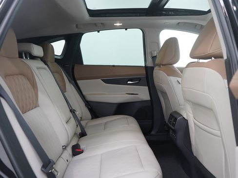 Used 2025 Nissan Murano Platinum w/ Cargo Package image 12