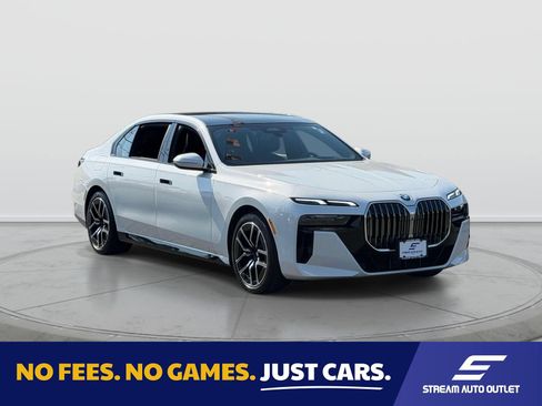 Used 2026 BMW 740i xDrive AWD/4WD image 1