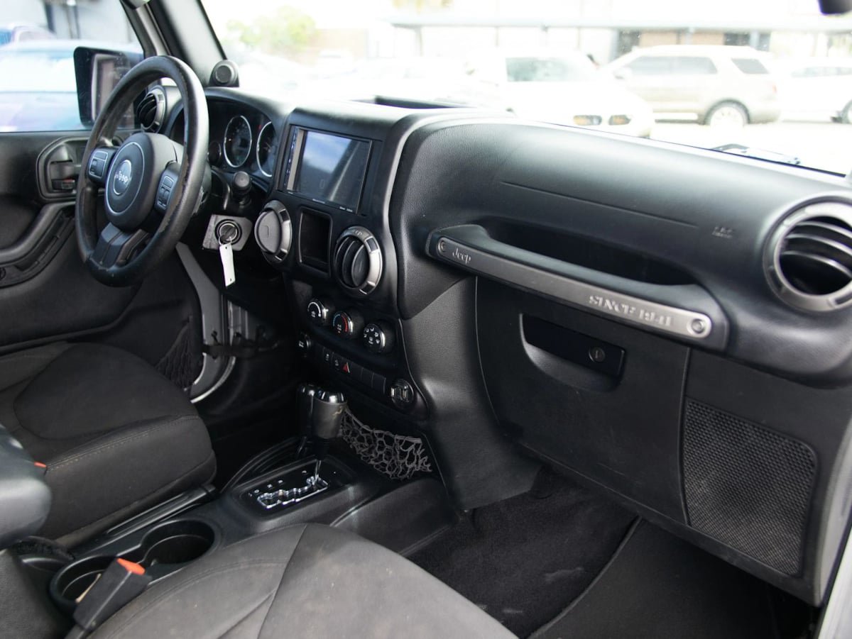 Used 2014 Jeep Wrangler Unlimited Sport AWD/4WD image 21