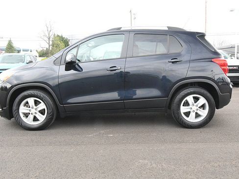 Used 2021 Chevrolet Trax LT FWD image 4