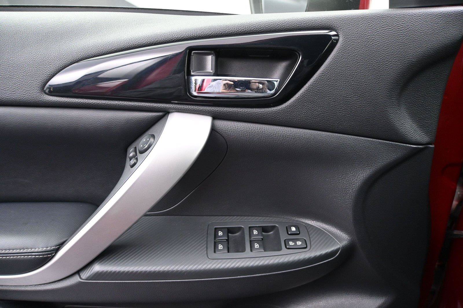 Used 2025 Mitsubishi Eclipse Cross SEL AWD/4WD image 6