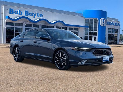 Certified 2025 Honda Accord Touring image 7