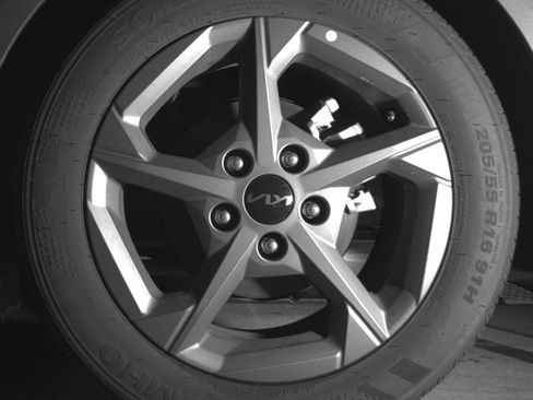 Used 2025 Kia K4 LXS image 14