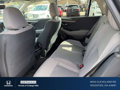 Used 2025 Subaru Outback Premium w/ Popular Package #1A image 12