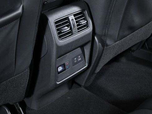 Used 2021 Nissan Rogue SL w/ Premium Package image 28