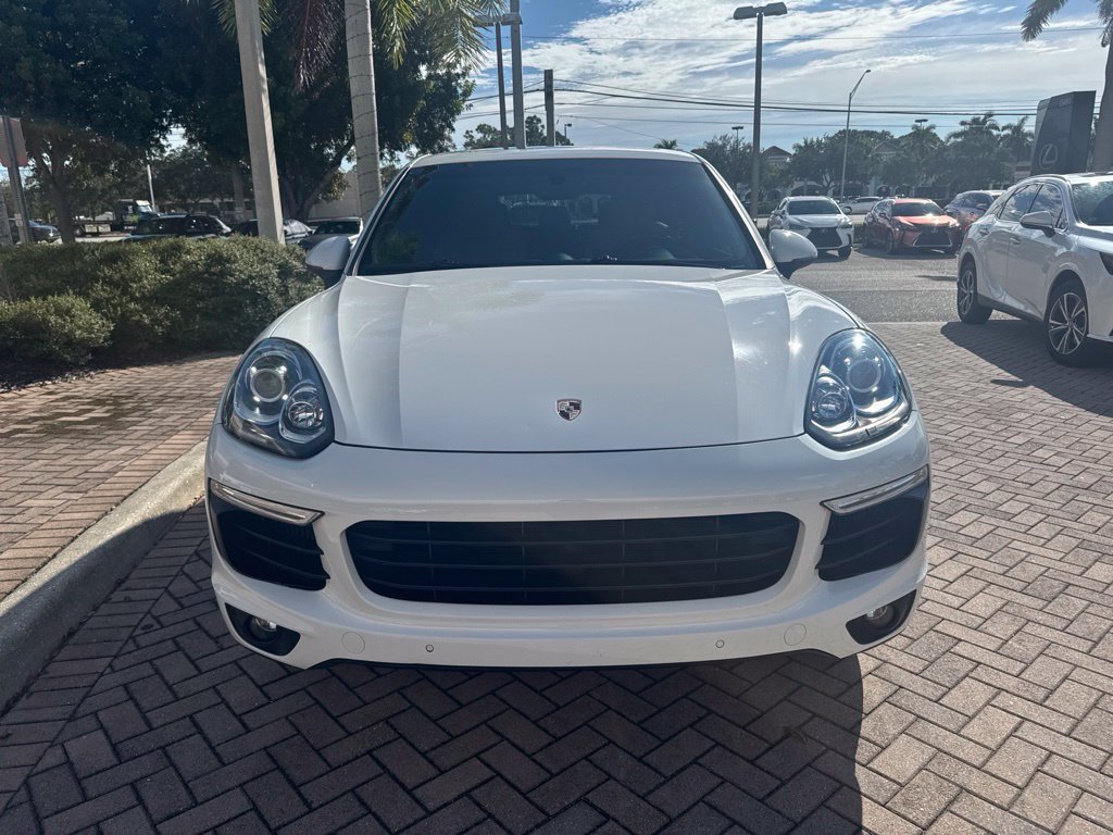 Used 2016 Porsche Cayenne Diesel AWD/4WD image 2