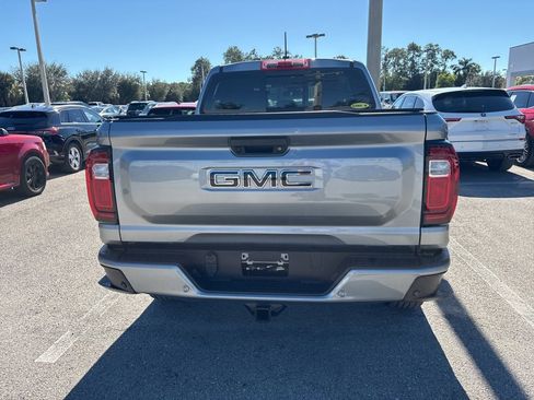 Used 2024 GMC Canyon Elevation w/ Elevation Premium Package image 7