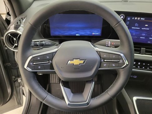 New 2026 Chevrolet Equinox LT w/ LPO, Floor Liner Package image 2