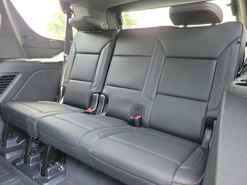 Used 2022 Chevrolet Tahoe High Country AWD/4WD image 14