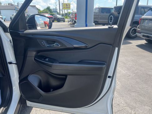 Used 2021 Chevrolet TrailBlazer RS w/ Sun and Liftgate Package FWD image 56