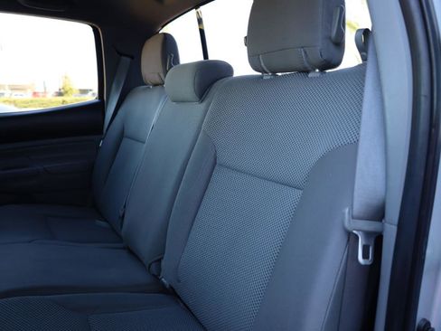 Used 2013 Toyota Tacoma 4x4 Double Cab w/ TRD Sport Pkg image 12