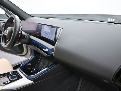 Used 2025 BMW X3 M50 w/ Premium Package image 23