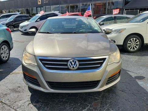 Used 2012 Volkswagen CC Sport FWD image 2