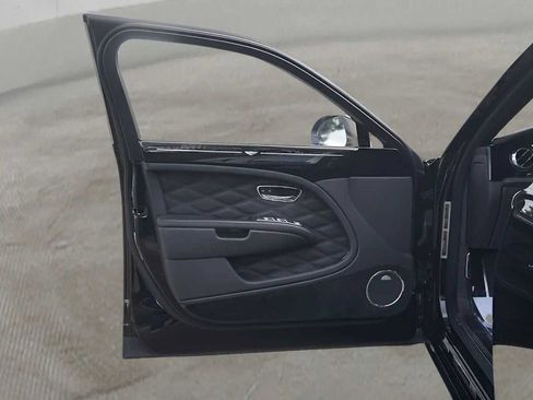 Used 2017 Bentley Mulsanne image 33