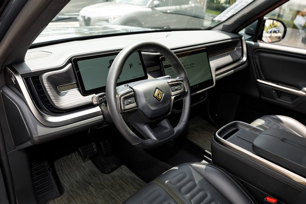 Used 2025 Rivian R1T Adventure Dual AWD/4WD image 30