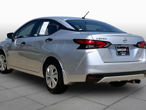 Used 2024 Nissan Versa S FWD image 12