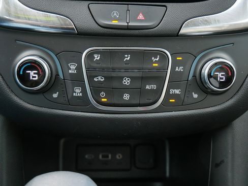 Certified 2024 Chevrolet Equinox LT image 14