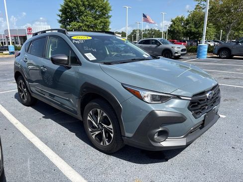 Used 2024 Subaru Crosstrek 2.0i Premium AWD/4WD image 2