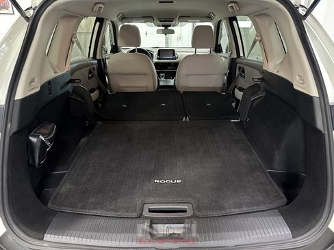 Used 2021 Nissan Rogue SV FWD image 49