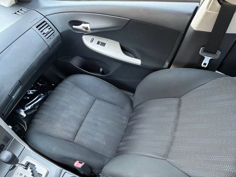 Used 2013 Toyota Corolla S FWD image 16