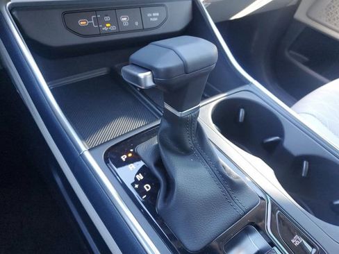 New 2026 Kia Carnival EX image 28