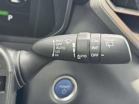 Used 2024 Toyota Sequoia Platinum AWD/4WD image 23