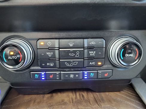 Used 2020 Ford F150 Limited w/ Trailer Tow Package AWD/4WD image 25