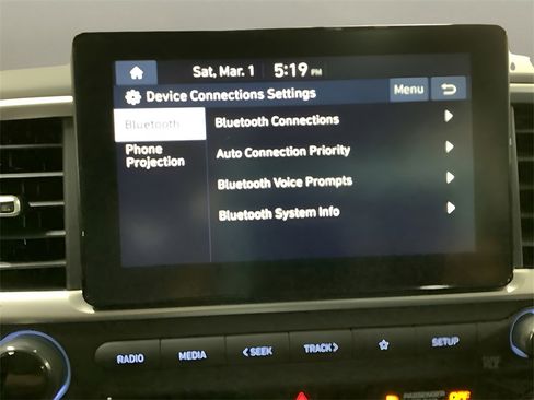 Used 2025 Hyundai Venue SEL image 28