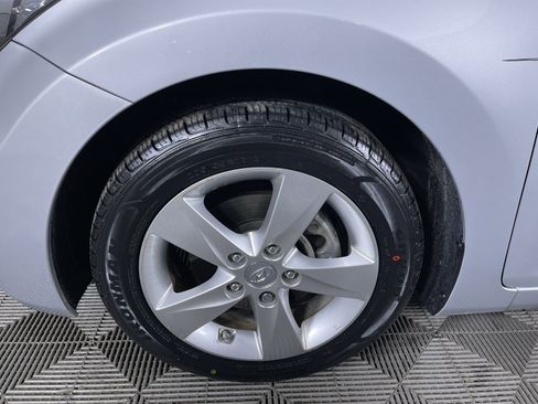 Used 2012 Hyundai Elantra GLS w/ Preferred Pkg 3 FWD image 24