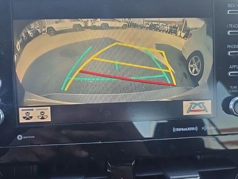 Used 2021 Toyota Camry XSE image 15