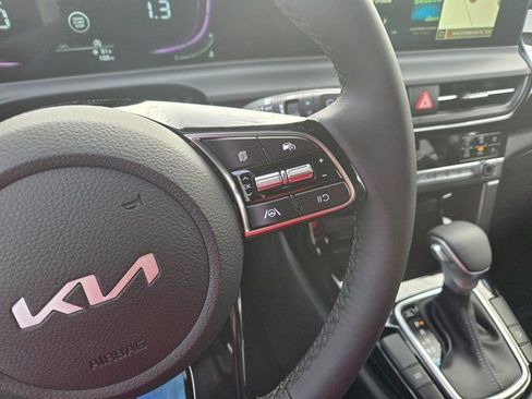 New 2026 Kia Seltos S image 16