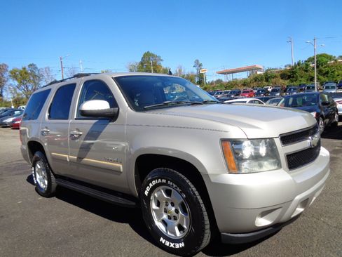 Used 2007 Chevrolet Tahoe LT image 3