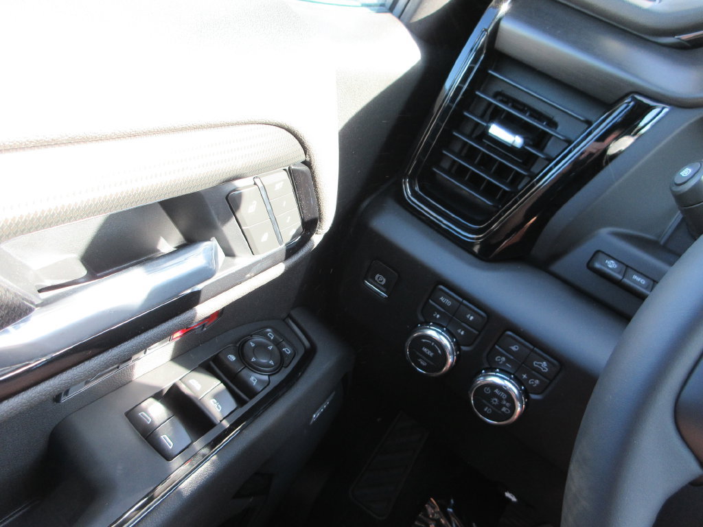 New 2026 GMC Sierra 1500 AT4 w/ AT4 Premium Package AWD/4WD image 18