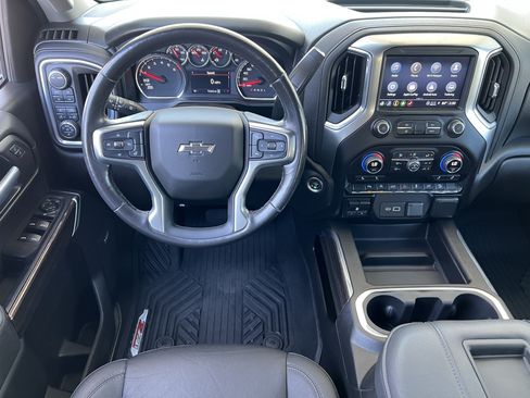 Used 2021 Chevrolet Silverado 1500 RST AWD/4WD image 32